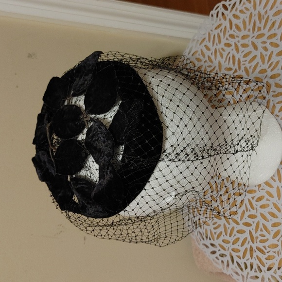 Vintage Black Pill Hat - Picture 6 of 9